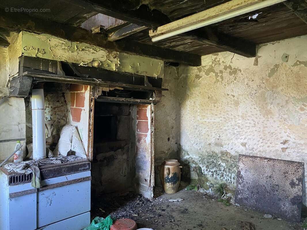 Maison à ROZIERS-SAINT-GEORGES