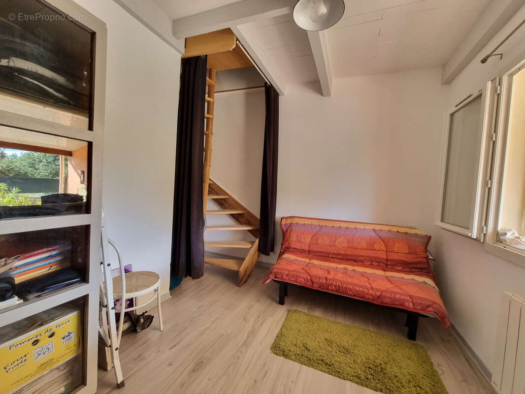 Maison à REGUSSE
