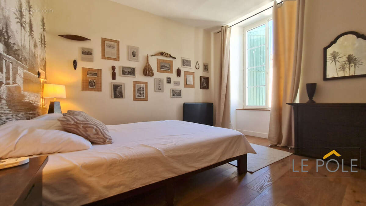 Maison de Ville à  Saint Marcel d'Ardèche de 148m² Habitables - 4 Chambres - ESPACE EXTERIEUR - photo 7