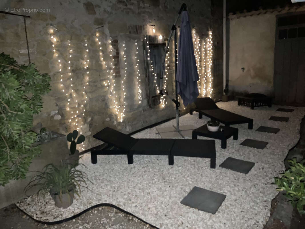 Maison à ROQUEMAURE