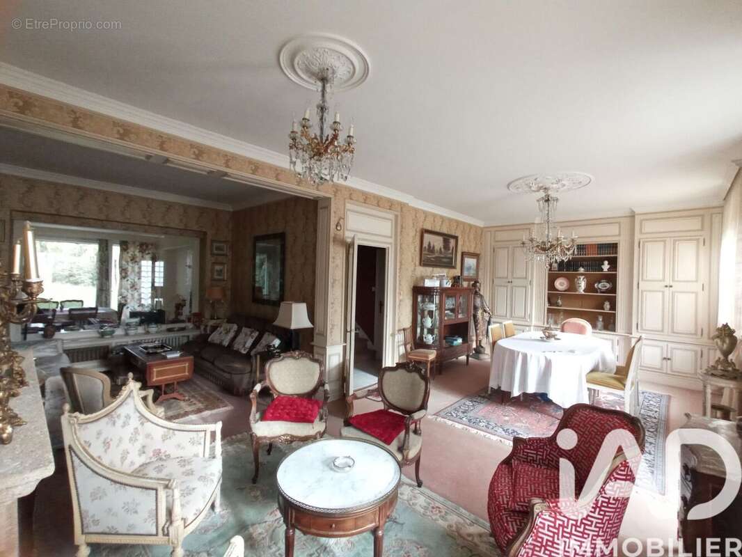 Photo 4 - Maison à LANDIVISIAU