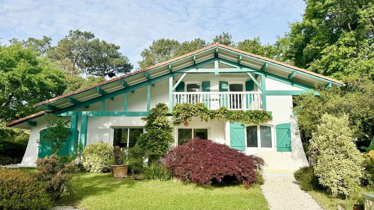Maison landaise de type t7 de 140 m2 proche du golf - photo 2