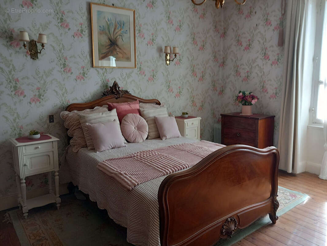 Maison à MONTRICHARD