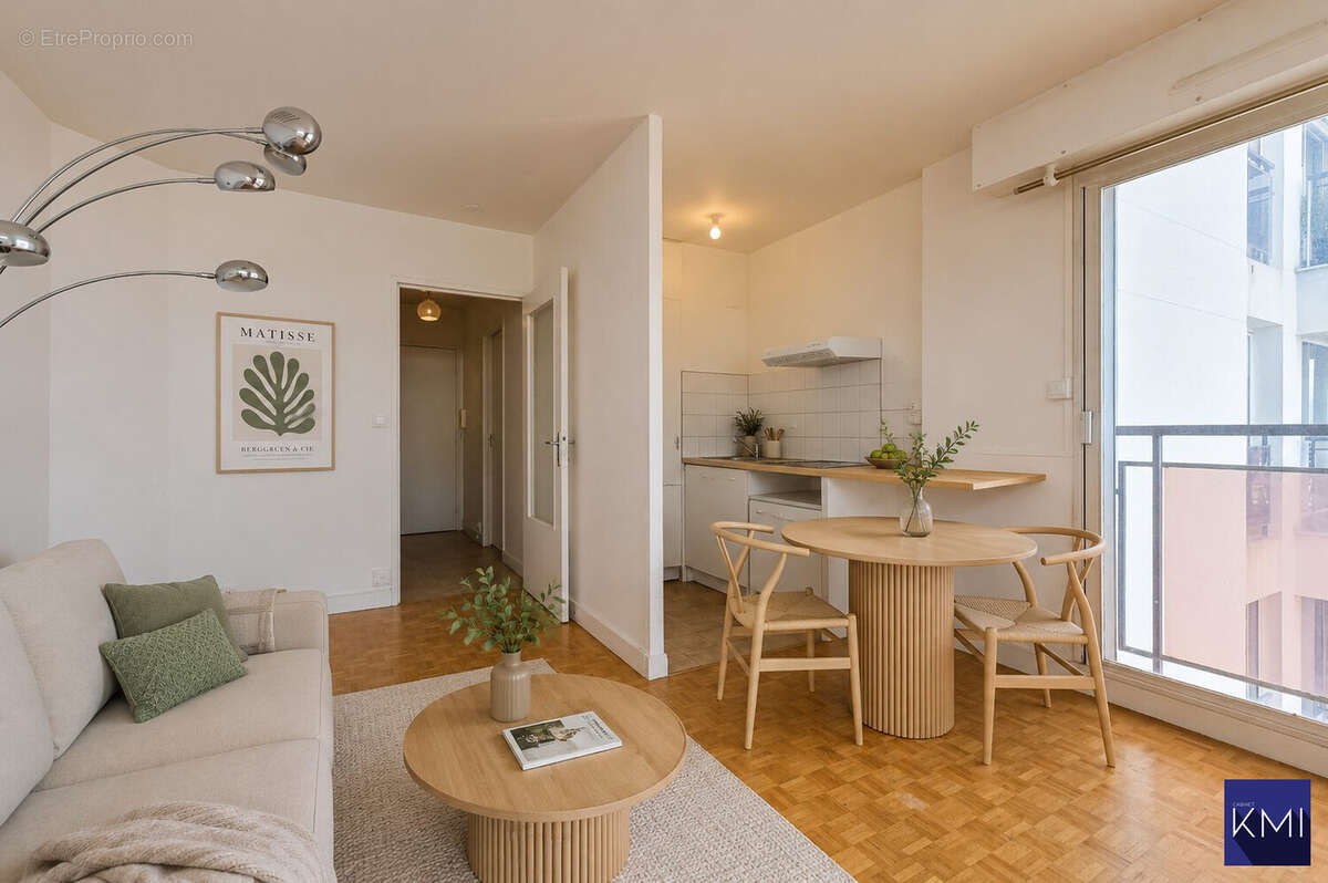 Appartement à PARIS-19E