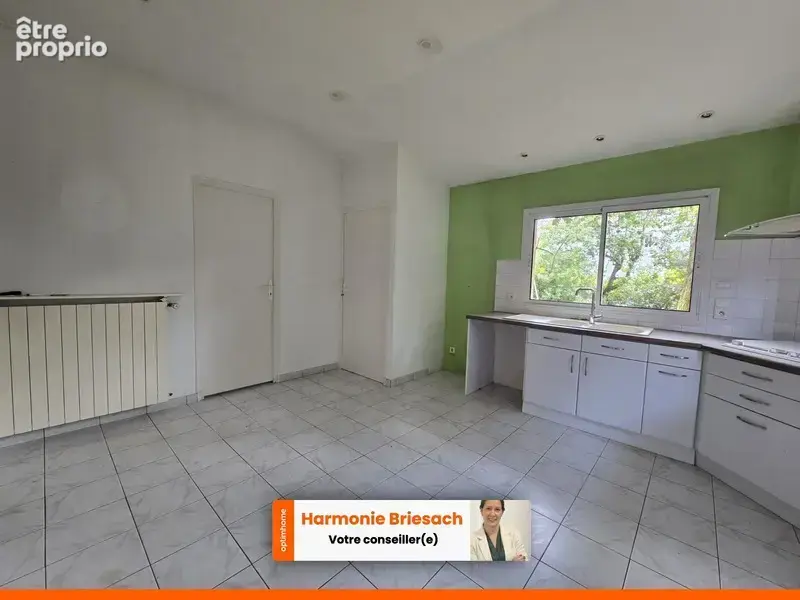 Maison familiale avec grand jardin, terrasse couverte et garage - photo 5