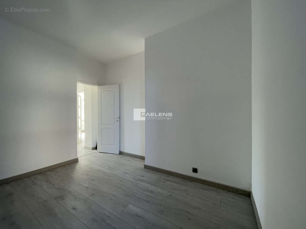 Appartement 56 m² à Lille  - photo 5