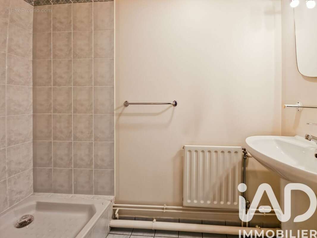 Photo 5 - Appartement à BRIE-COMTE-ROBERT