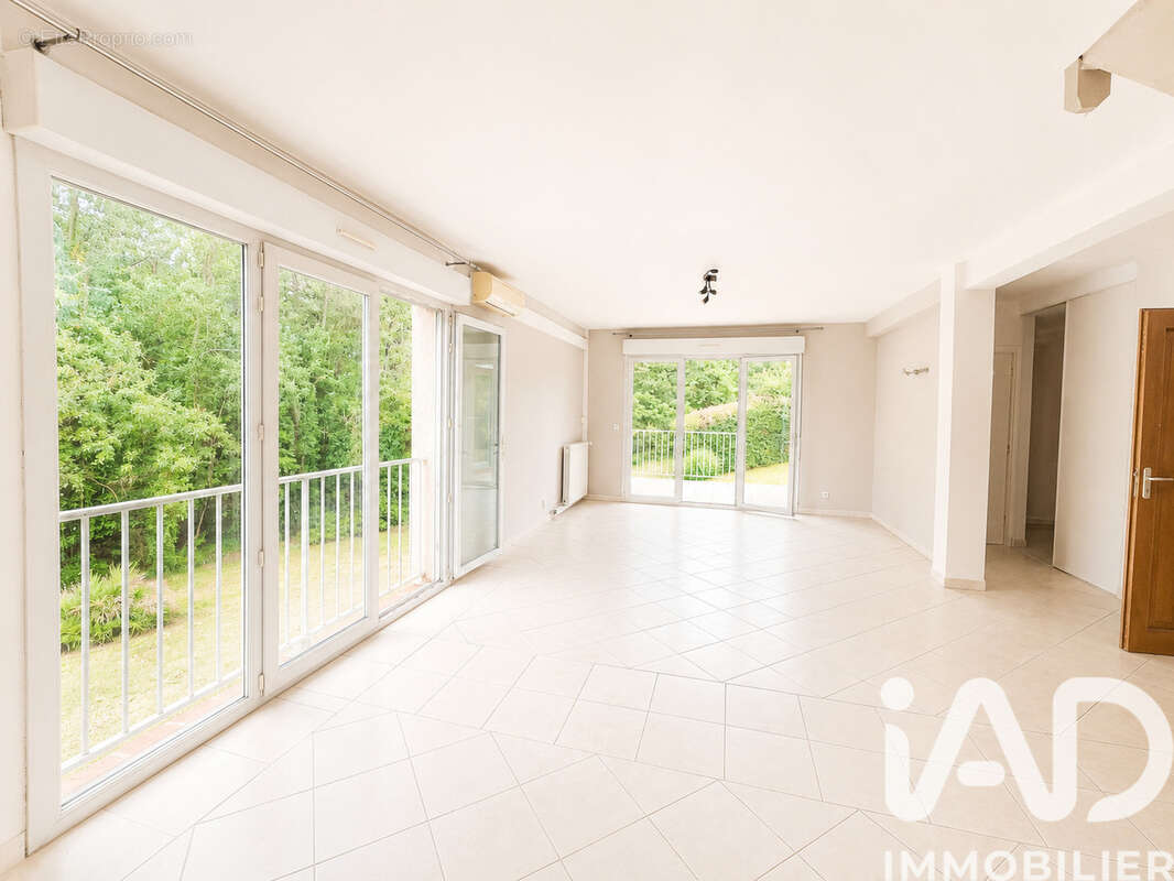 Photo 2 - Maison à LEGUEVIN