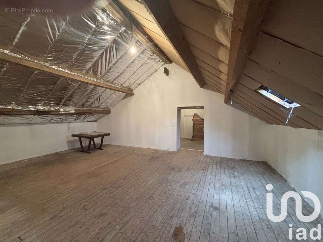 Maison 63 m² à Issoudun  - photo 7