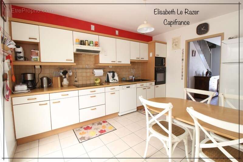 Maison à vendre 10 pièces AVRILLE (49) - photo 3