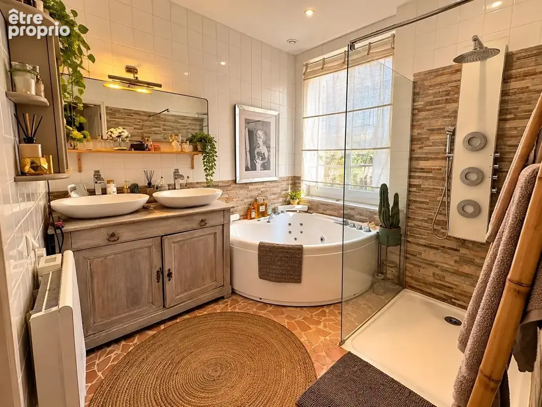 Maison atypique pleine de charme ? un bien unique à découvrir ! - photo 8