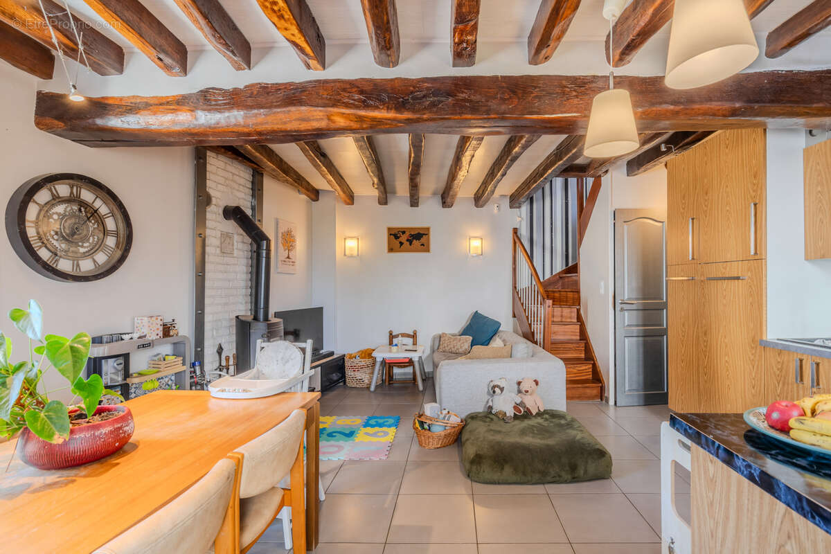 Maison à ENNERY