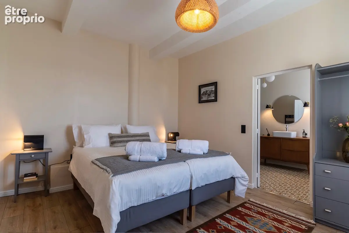 BEDOIN, superbe maison de village 6 suites avec piscine et gîte. - photo 14