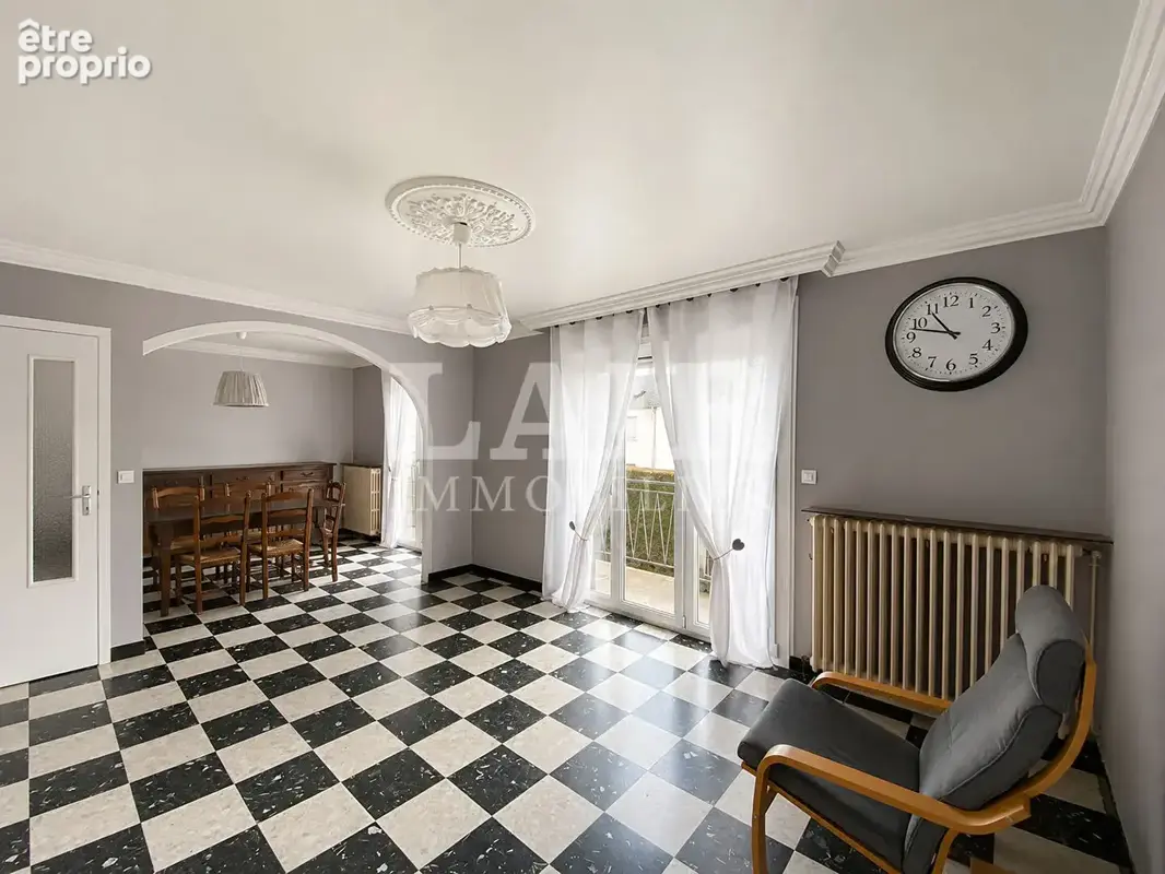 Maison à vendre à La Chapelle d'Andaine - Ref O15375 - photo 3