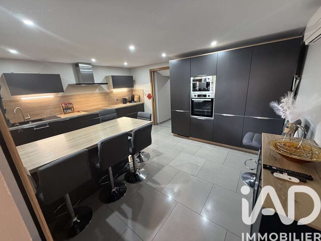Maison 107 m² à Villelongue-Dels-Monts  - photo 2