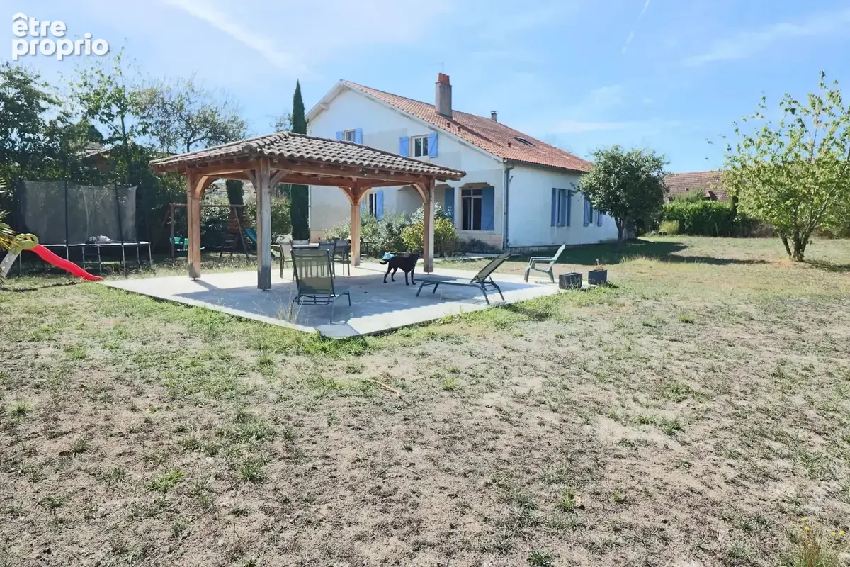 Maison 257m², 5 chambres, 3249m² de terrain, grande dépendance - photo 26