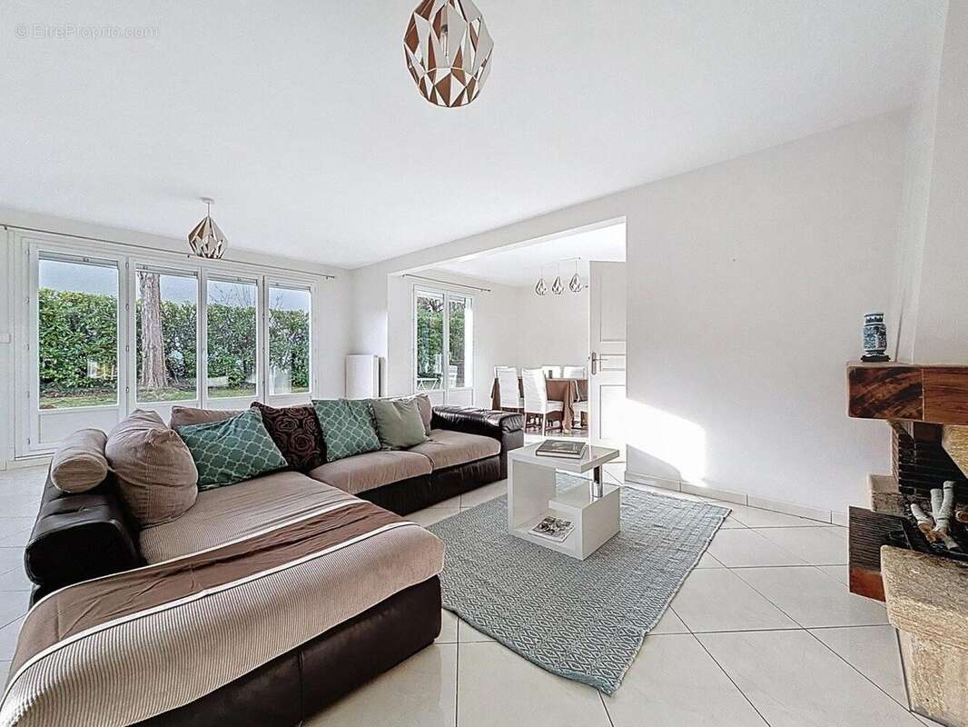 Photo 2 - Maison à GOUVIEUX