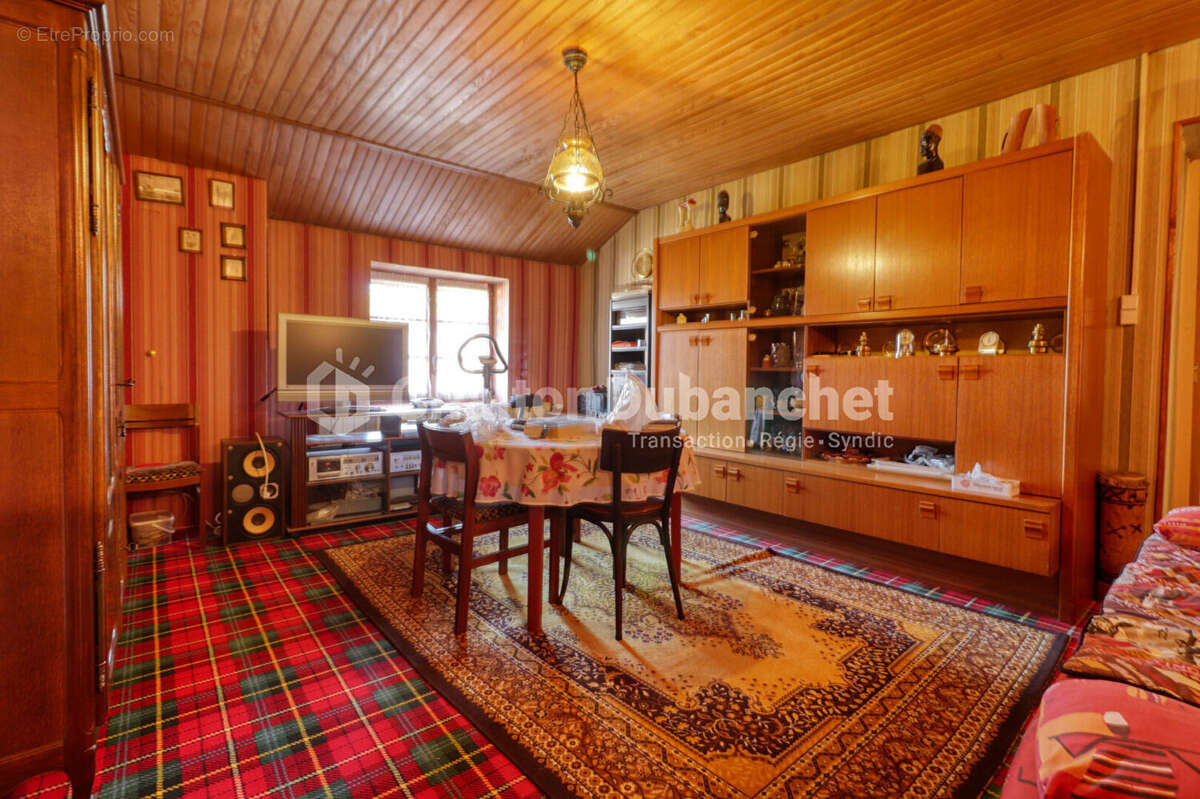 Châtel Montagne, Maison de 146.35 m² - photo 7