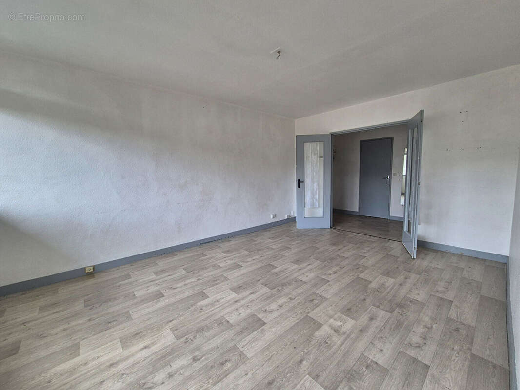 Appartement à LE MEE-SUR-SEINE