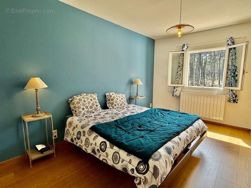 Maison à ROUSSILLON