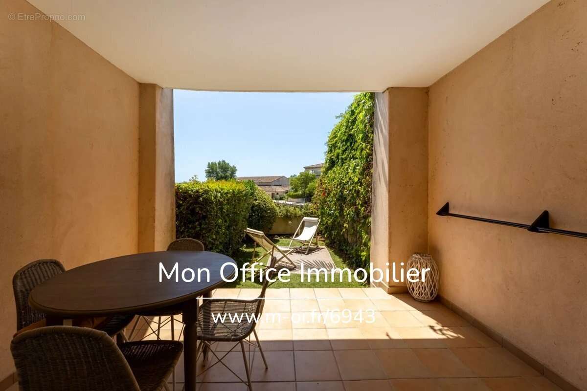 Référence : 6943-SKA - Superbe appartement au golf de Pont Royal ! - photo 8
