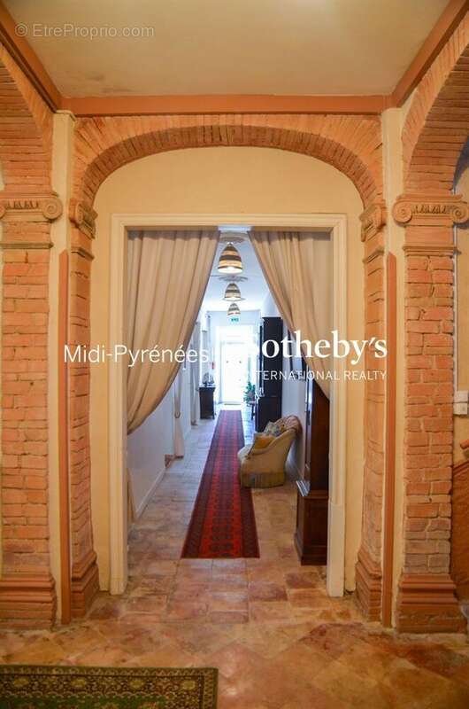 Propriété vouée à la récèption - photo 11