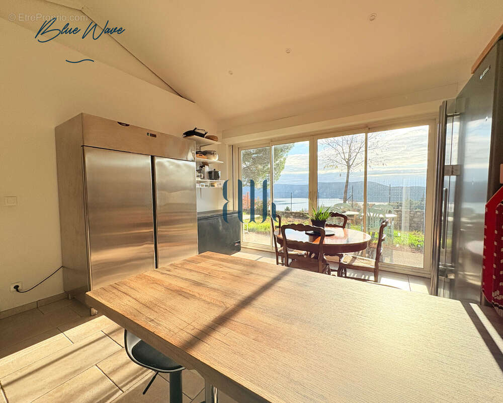 Maison à SAINTE-CROIX-DU-VERDON