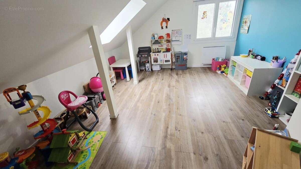 Maison à CHENS-SUR-LEMAN