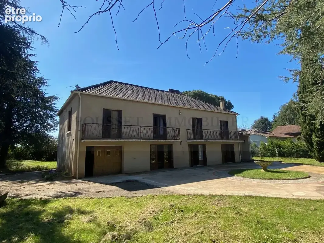 Jolie maison avec jardin de 1482 m². a proximite immediate d'un village medieval tous commerces (46700) - photo 3