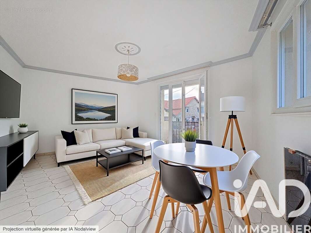 Photo 2 - Appartement à VILLEMOMBLE