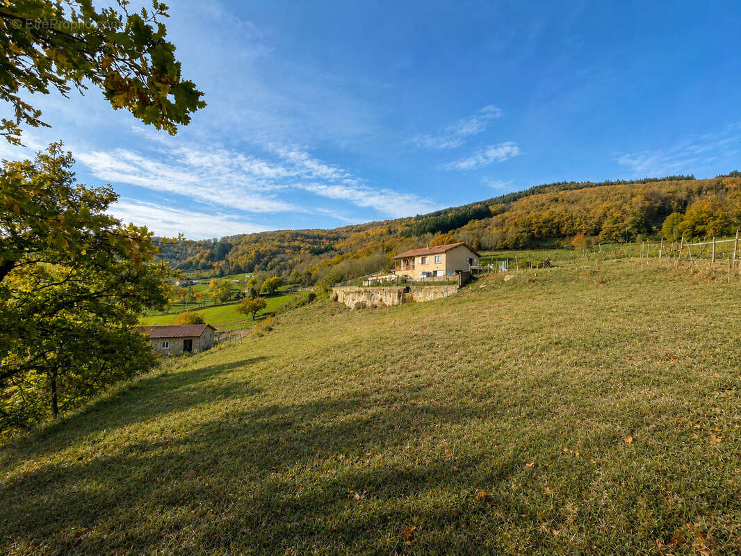 RARE ! Terrain à bâtir 1000m2 avec vue sur la vallée - photo 3