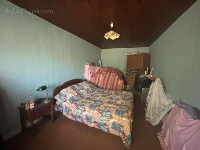EXCLUSIVITE à AUXY, longère de plain pied avec hangar, étang et parc arboré. - photo 9