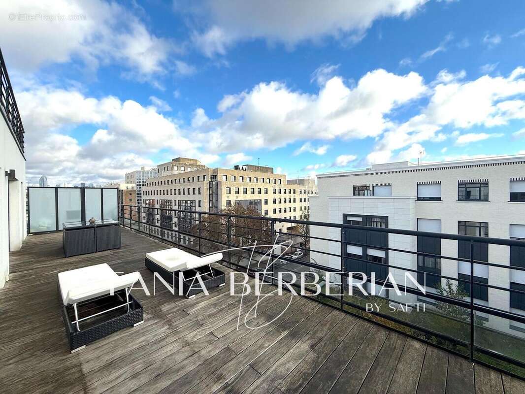 Photo 2 - Appartement à SURESNES