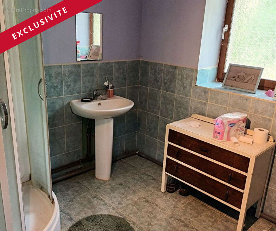 Maison à LA CHAPELLE-BATON