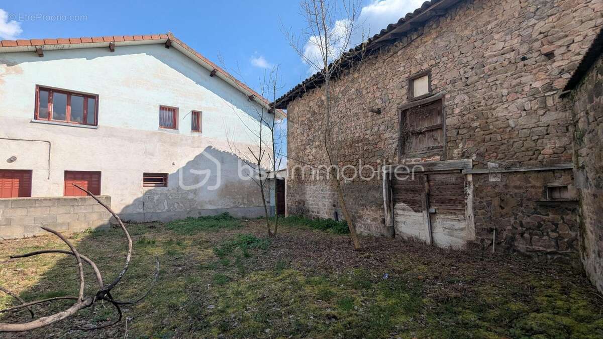 Maison sur sous sol avec dependance - photo 4