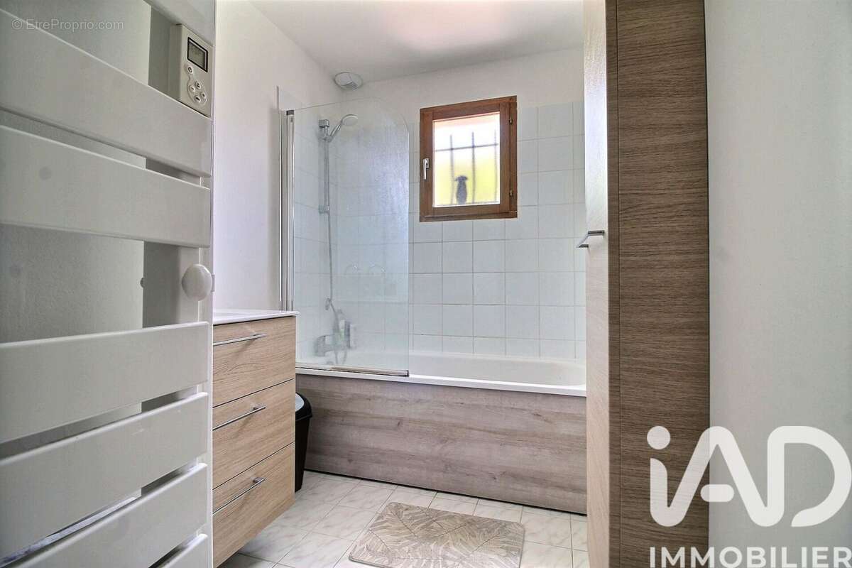 Maison 90 m² à Soignolles-En-Brie  - photo 7