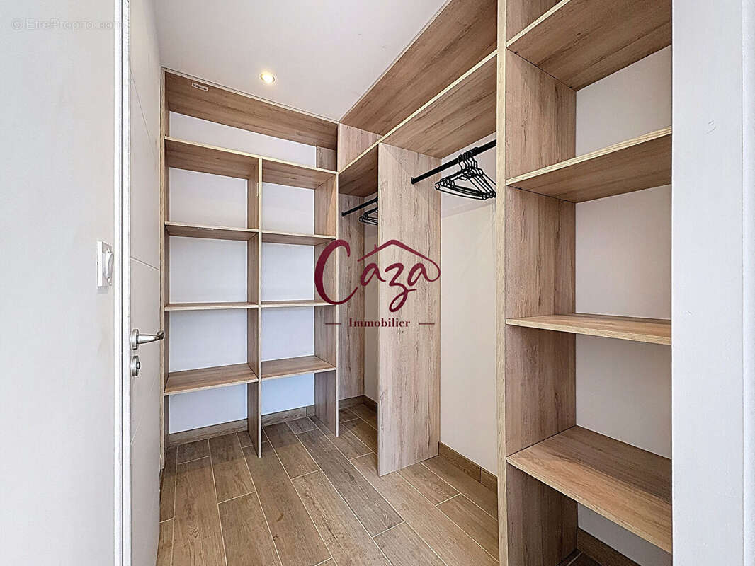 Maison à FARGUES-SAINT-HILAIRE