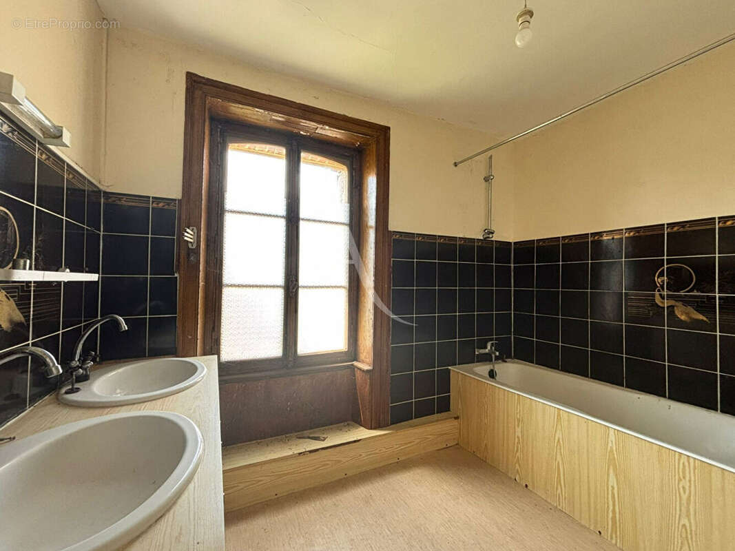 Maison Grazay 6 pièce(s) 142 m2 - photo 11