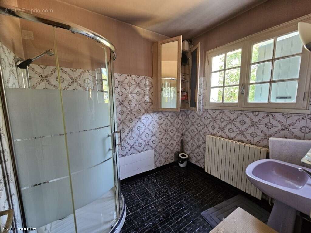 Beau Pavillon entre Ruffec et Sauzé-Vaussais - photo 11