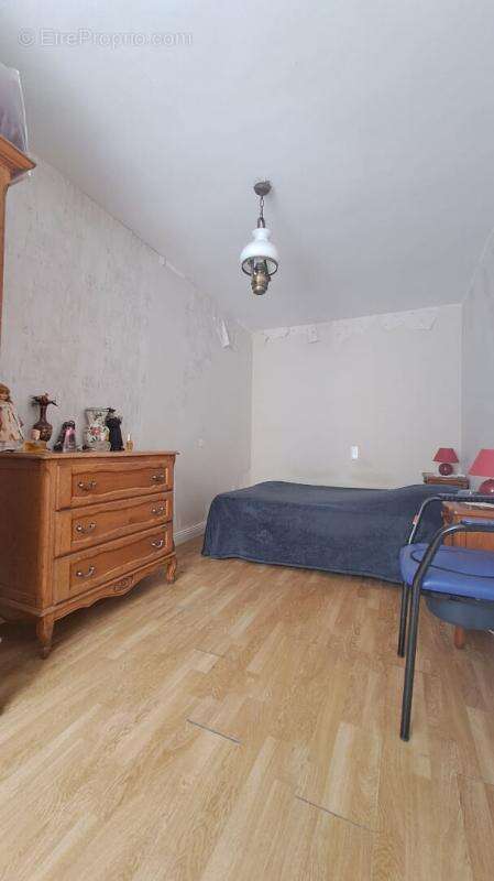 Maison à VILLAINES-LA-JUHEL