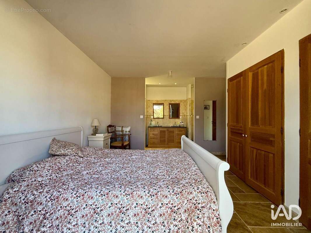 Photo 6 - Maison à VIERZON