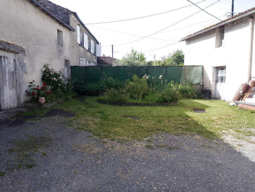 Appartement à CIERZAC