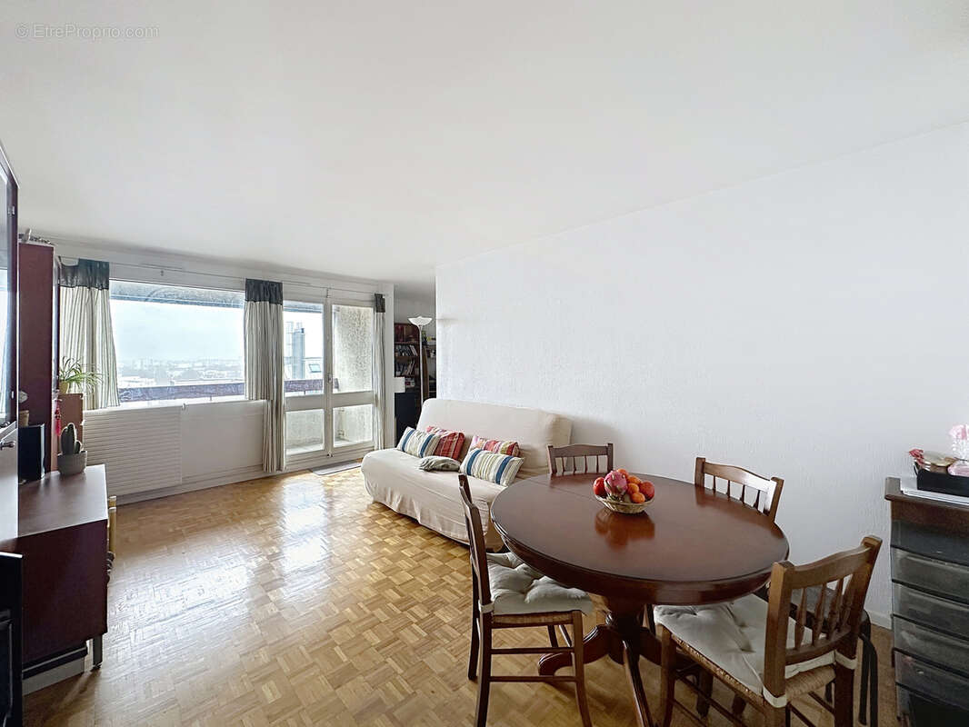 Appartement à CHAMPS-SUR-MARNE