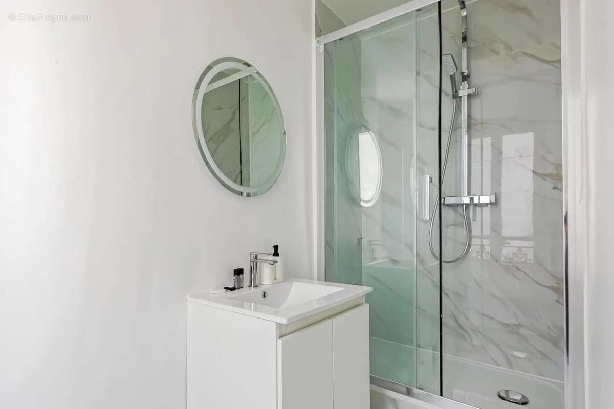 Appartement deux pièces - rue marx dormoy - 75018 paris - photo 11