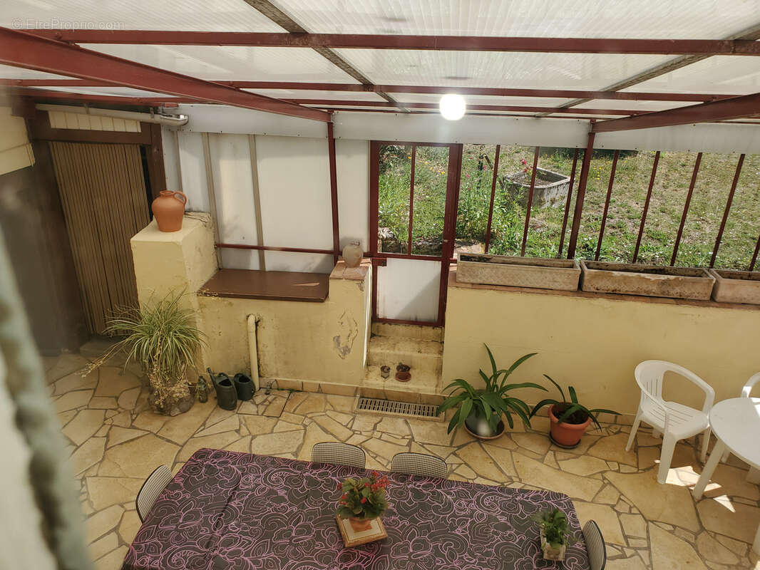 Maison de village et dépendances - photo 21
