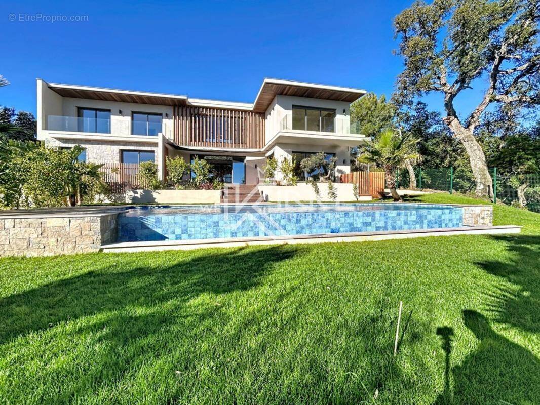 Maison à SAINT-RAPHAEL