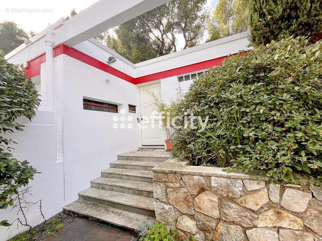 Maison à MARSEILLE-9E