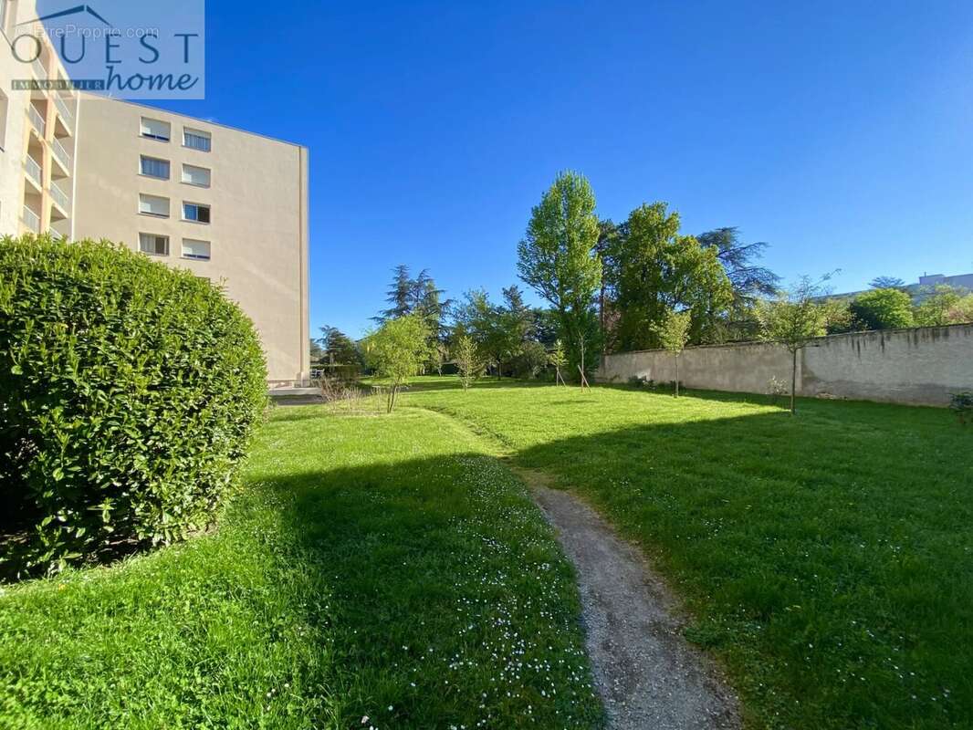 Appartement à LYON-5E