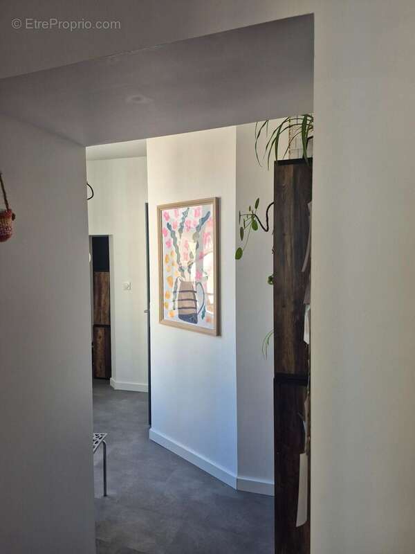 Photo 8 - Appartement à NEUVILLE-DE-POITOU