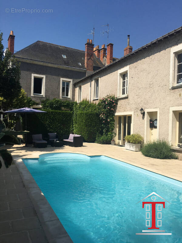 Maison à LES PONTS-DE-CE